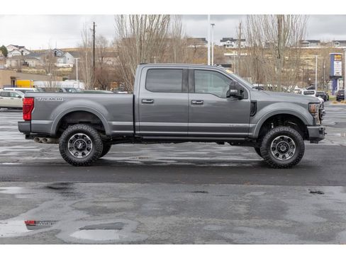 Used 2022 Ford F350 Lariat w/ Tremor Off-Road Package image 2