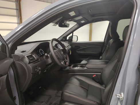Used 2025 Honda Ridgeline TrailSport+ image 10
