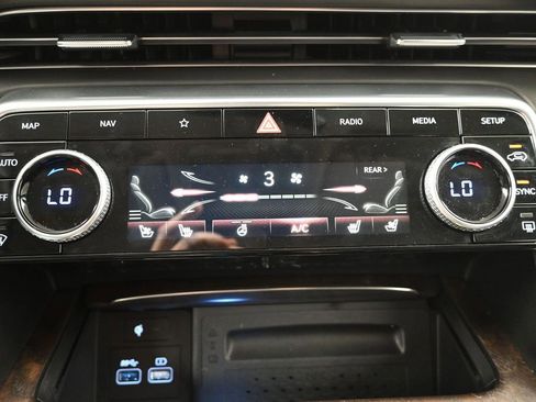 Used 2024 Genesis GV80 3.5T image 20