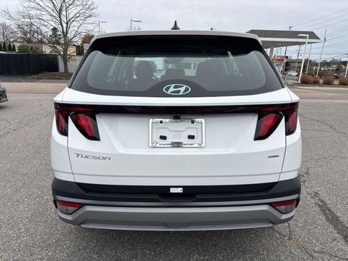 New 2026 Hyundai Tucson SE image 3