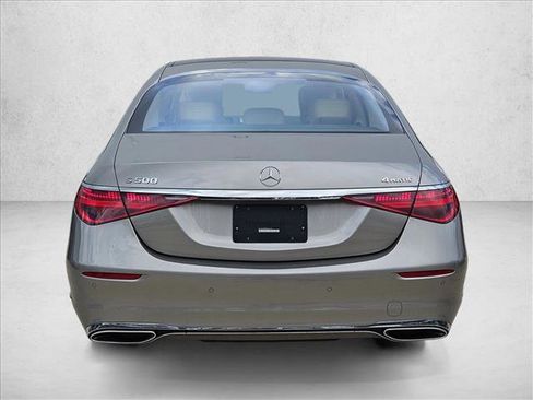 Used 2022 Mercedes-Benz S 500 4MATIC image 4