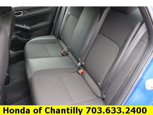 Used 2023 Honda Civic Sport image 25