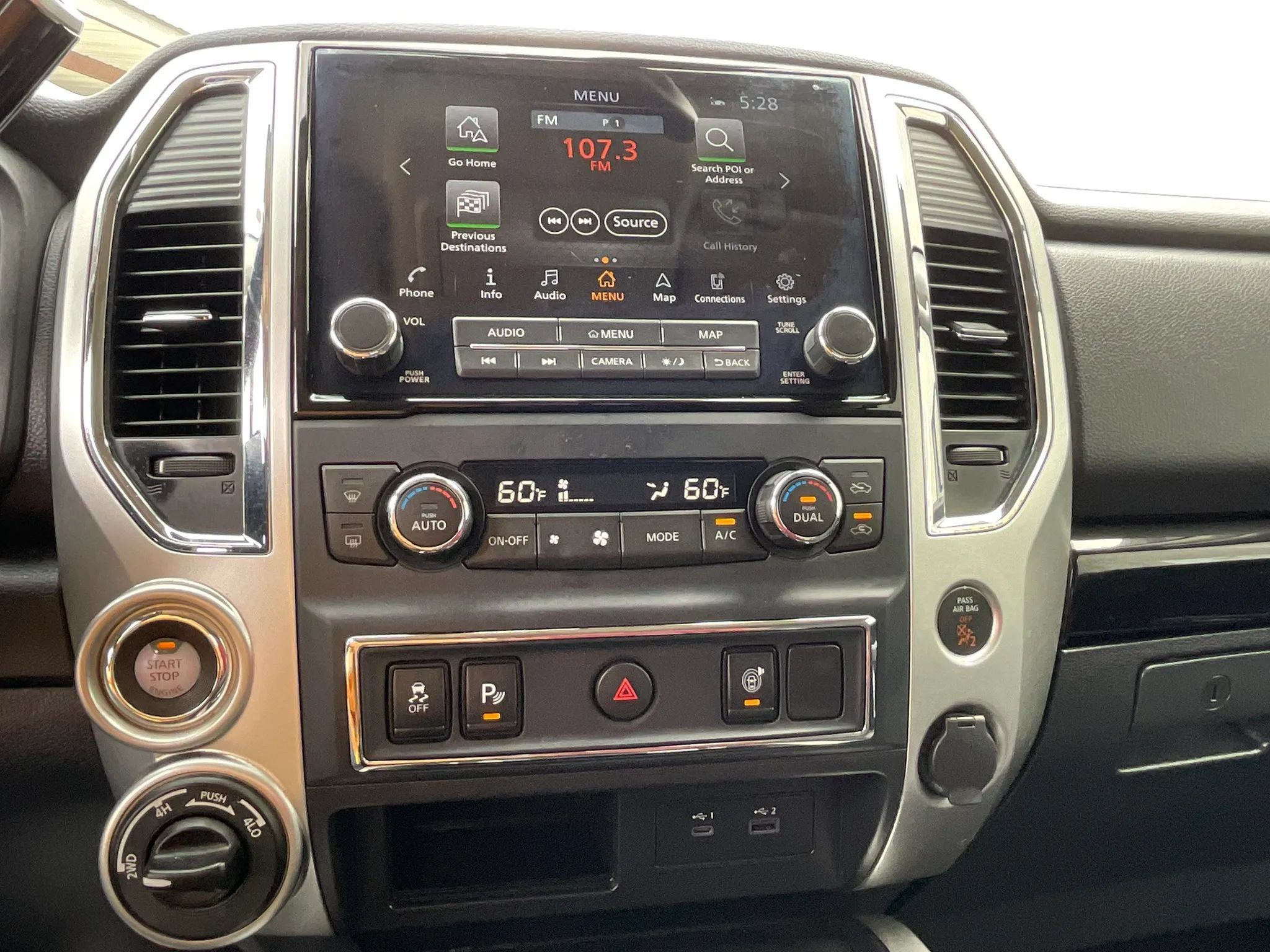 Used 2021 Nissan Titan SV w/ SV Convenience Package AWD/4WD image 23