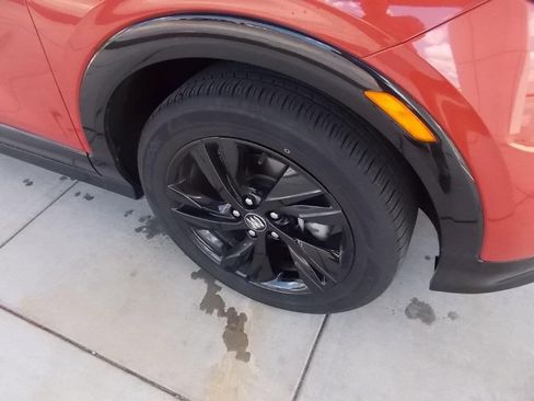 Used 2024 Buick Encore GX Sport Touring w/ Comfort Package image 8