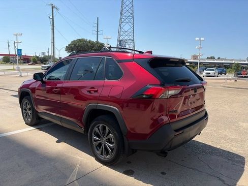 Used 2024 Toyota RAV4 XLE Premium AWD/4WD image 4
