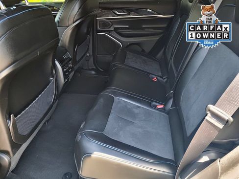 Used 2022 Jeep Grand Cherokee Trailhawk w/ Luxury Tech Group III AWD/4WD image 10