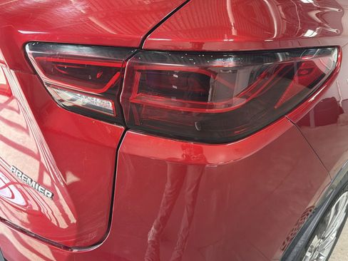 Used 2024 Chevrolet Blazer Premier image 12