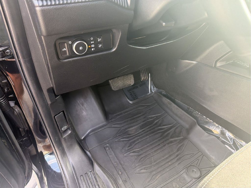 Used 2024 Ford Ranger XLT w/ Equipment Group 301A High AWD/4WD image 11
