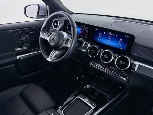 Certified 2026 Mercedes-Benz GLB 250 image 16