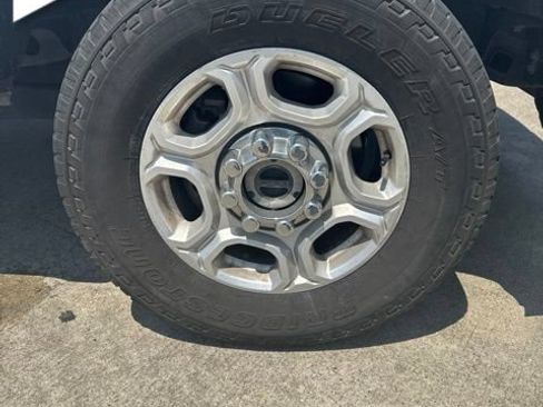 Used 2025 Ford F250 XLT AWD/4WD image 10