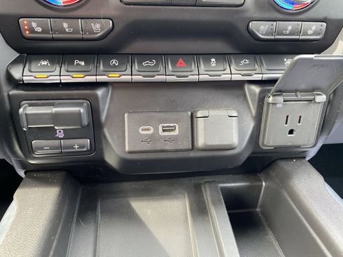 Used 2020 GMC Sierra 1500 SLT w/ SLT Premium Plus Package image 23