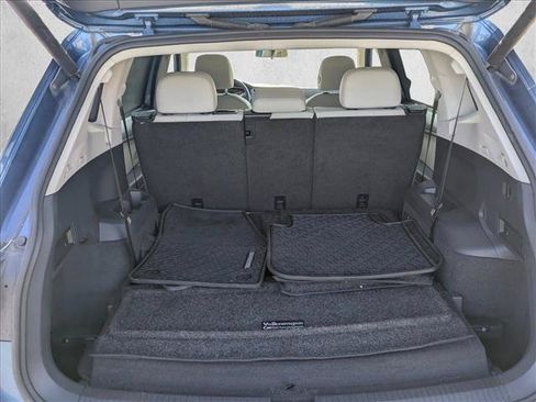 Used 2019 Volkswagen Tiguan SEL w/ 3rd Row Seat Package AWD/4WD image 6