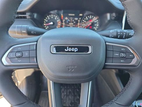 New 2026 Jeep Compass Latitude image 22