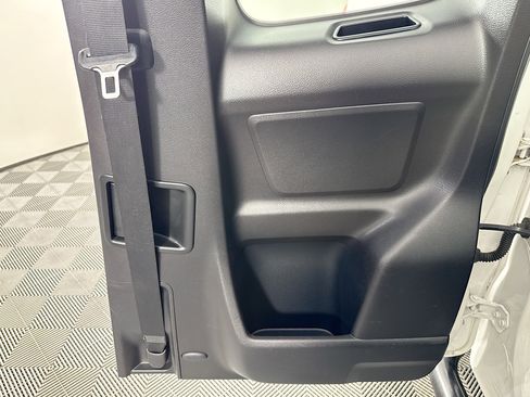 Used 2017 Toyota Tacoma SR image 23