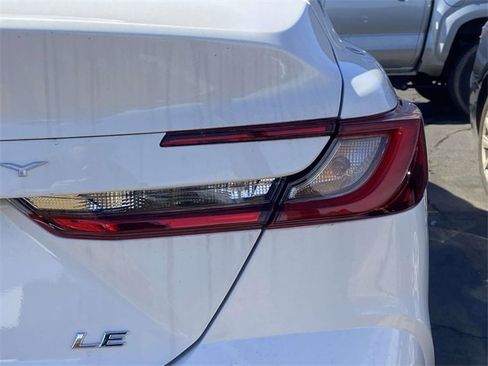Used 2025 Toyota Camry LE image 10