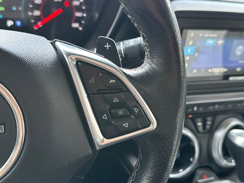 Used 2016 Chevrolet Camaro LT RWD image 37