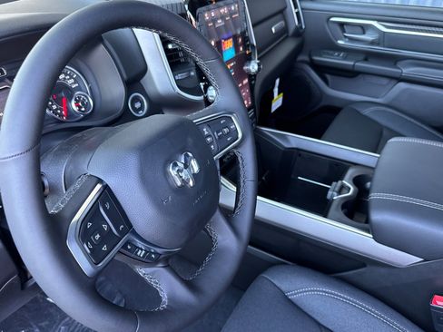 New 2026 RAM 1500 Big Horn AWD/4WD image 9