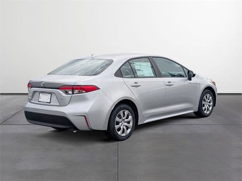 New 2026 Toyota Corolla LE image 5