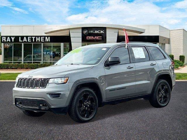 Used 2020 Jeep Grand Cherokee Laredo AWD/4WD image 1