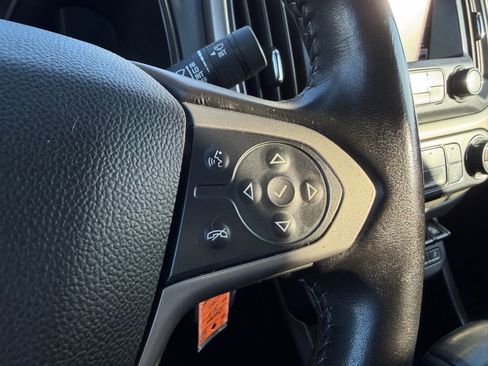 Used 2018 Chevrolet Colorado Z71 w/ Centennial Edition image 40