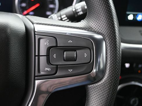 Used 2025 Chevrolet Blazer LT image 33