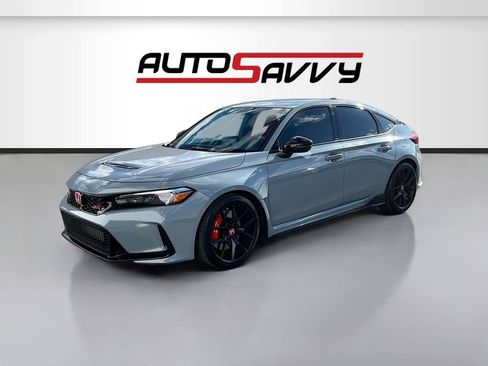 Used 2025 Honda Civic Type R image 3