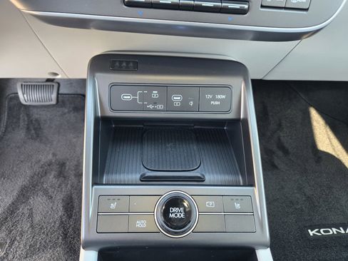 New 2026 Hyundai Kona SEL Premium image 18