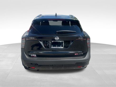 Used 2025 Nissan Kicks SR AWD/4WD image 4