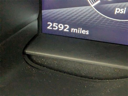 Used 2024 Nissan Z Sport w/ Floor Mat Package image 15