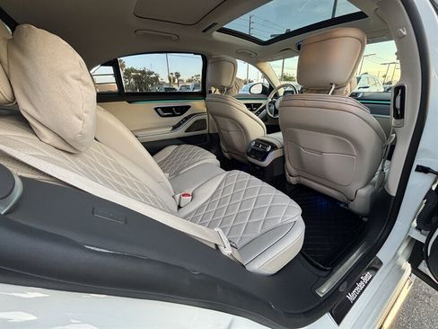 Used 2023 Mercedes-Benz S 580 4MATIC Sedan image 26