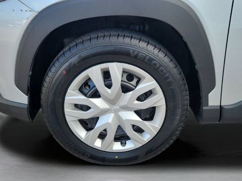 Used 2024 Toyota Corolla Cross L FWD image 25