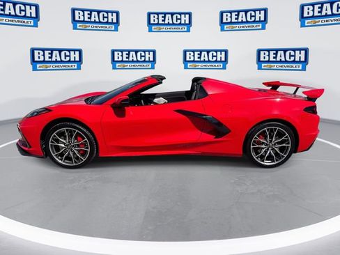 Used 2025 Chevrolet Corvette Stingray Premium Conv w/ Z51 Performance Package image 5