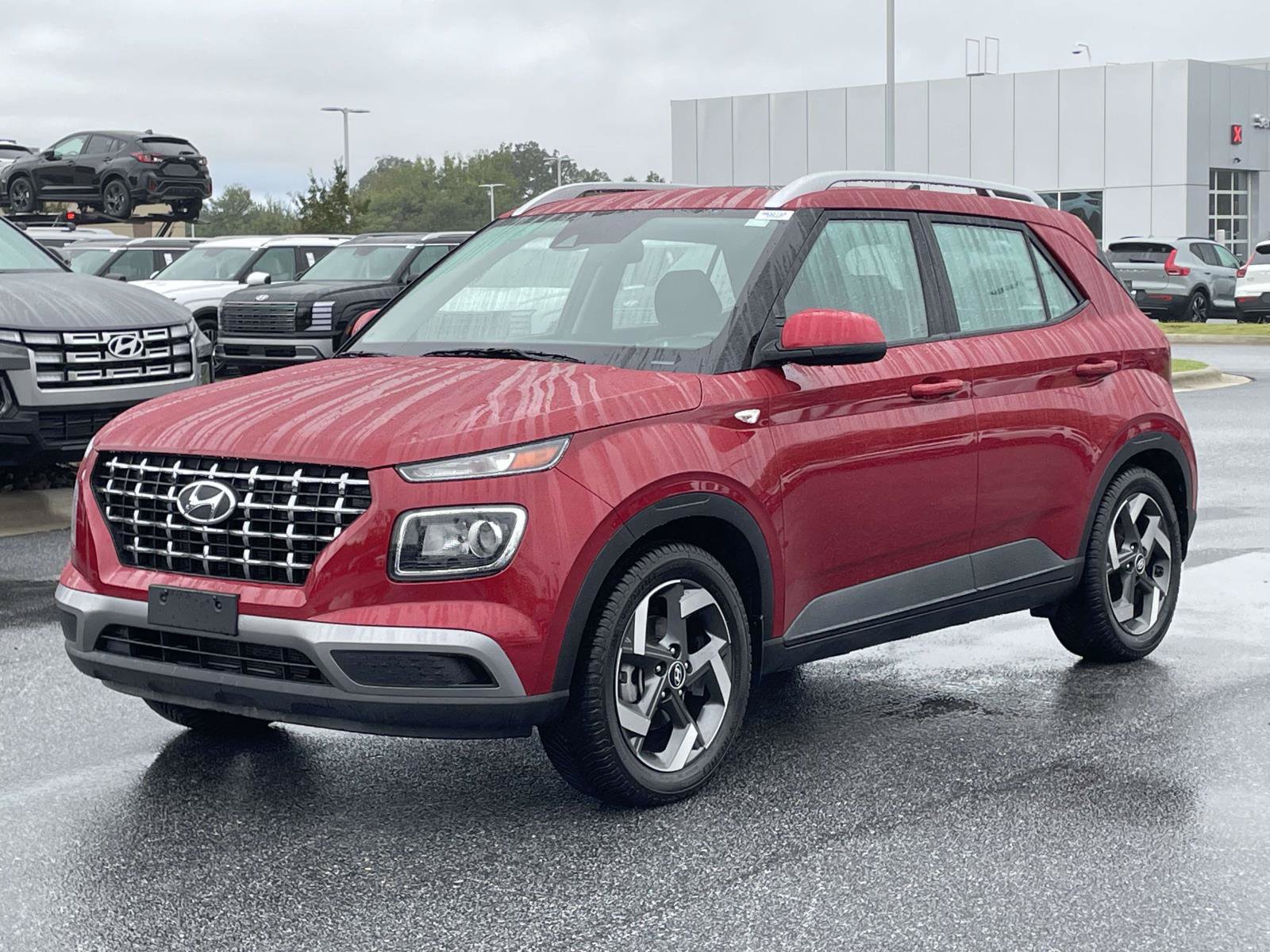 Certified 2022 Hyundai Venue SEL w/ Cargo Package FWD image 26