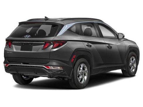 Used 2024 Hyundai Tucson SEL w/ Convenience Package AWD/4WD image 2