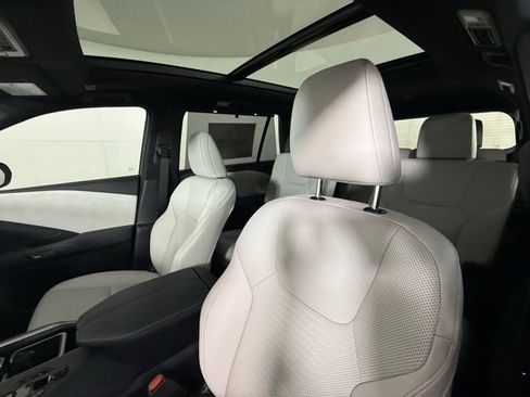 New 2026 Lexus TX 350 AWD image 18