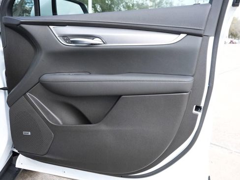 New 2026 Cadillac XT5 Luxury w/ LPO, Floor Liner Package image 87