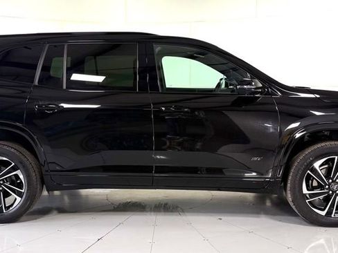 Used 2026 Buick Enclave Sport Touring AWD/4WD image 3