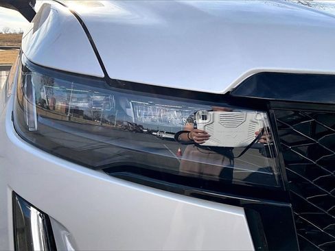 Used 2023 Cadillac Escalade ESV Sport w/ Touring Package image 32