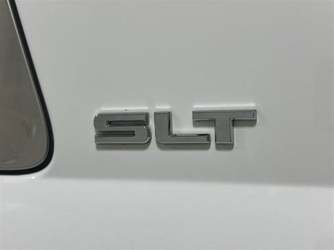 Used 2015 GMC Yukon SLT w/ Open Road Package image 29