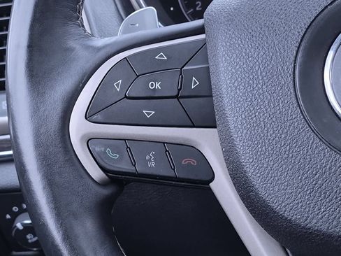 Used 2014 Jeep Grand Cherokee Overland AWD/4WD image 25