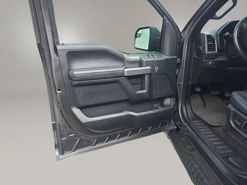Used 2017 Ford F150 XLT w/ Equipment Group 302A Luxury RWD image 39