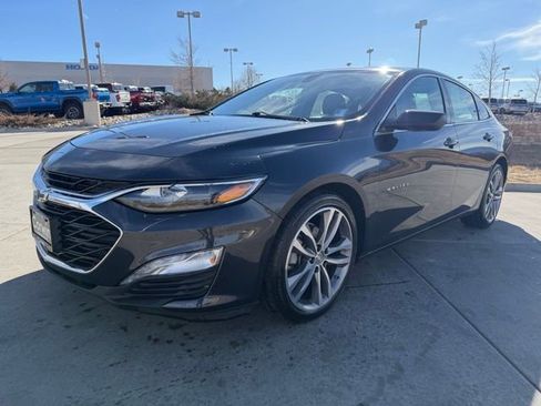 Used 2022 Chevrolet Malibu LT image 3