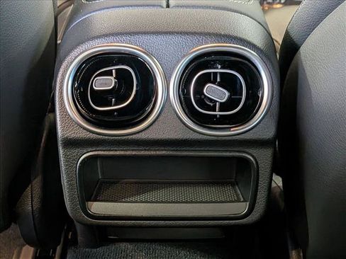 Used 2026 Mercedes-Benz C 300 Sedan image 17