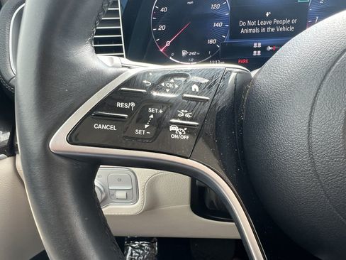 Certified 2024 Mercedes-Benz GLS 450 4MATIC image 26