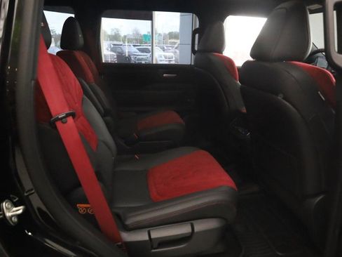 New 2026 Nissan Armada NISMO image 21