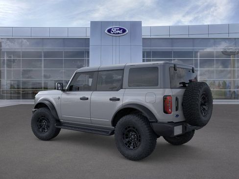 New 2026 Ford Bronco Outer Banks w/ Sasquatch Package AWD/4WD image 4