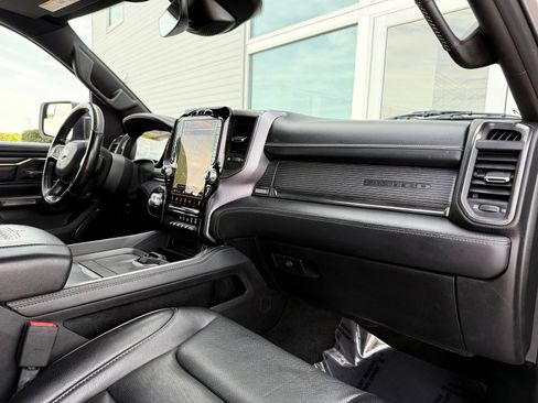 Used 2021 RAM 1500 Limited w/ Body Color Bumper Group AWD/4WD image 35