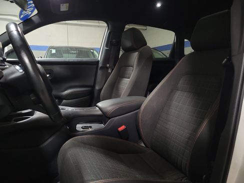 Used 2023 Honda HR-V Sport image 17