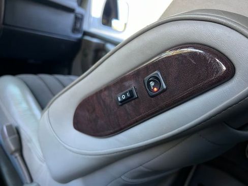 Used 2014 GMC Savana 1500 image 20