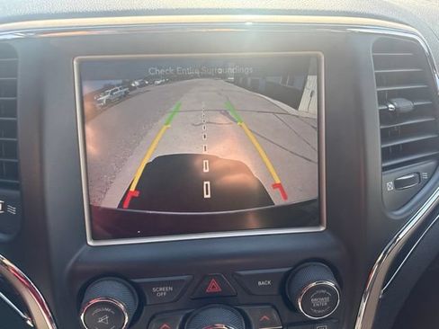 Used 2015 Jeep Grand Cherokee Overland AWD/4WD image 19